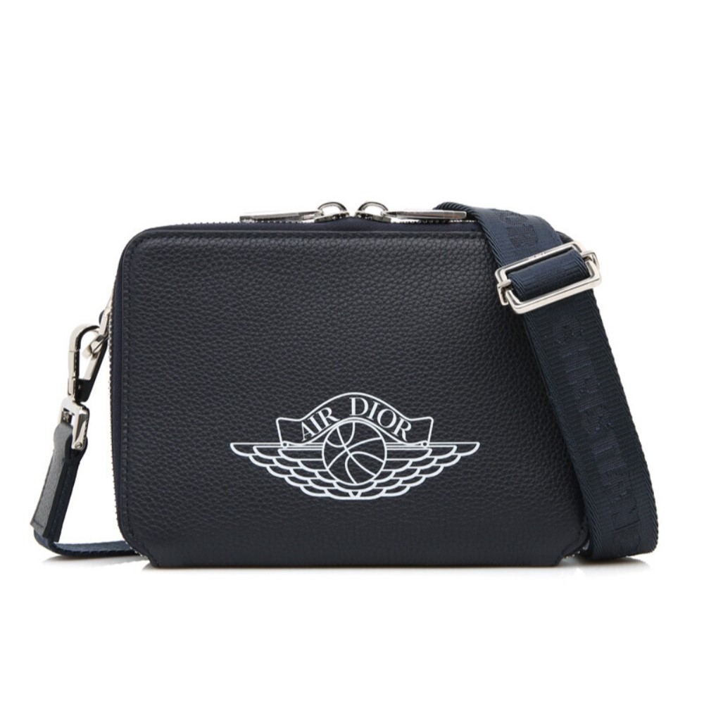 DIOR 디올 옴므 에어디올 카메라백 2ESBC