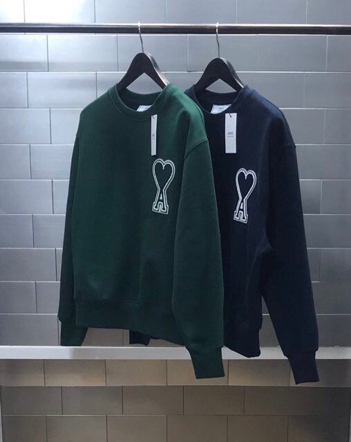 AMI 아미 빅하트 아플리케패치 맨투맨