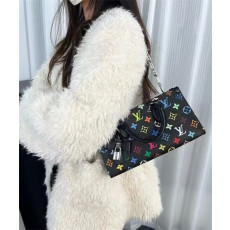 LOUIS VUITTON 루이비통 온더고 이스트 웨스트 체인 M13260