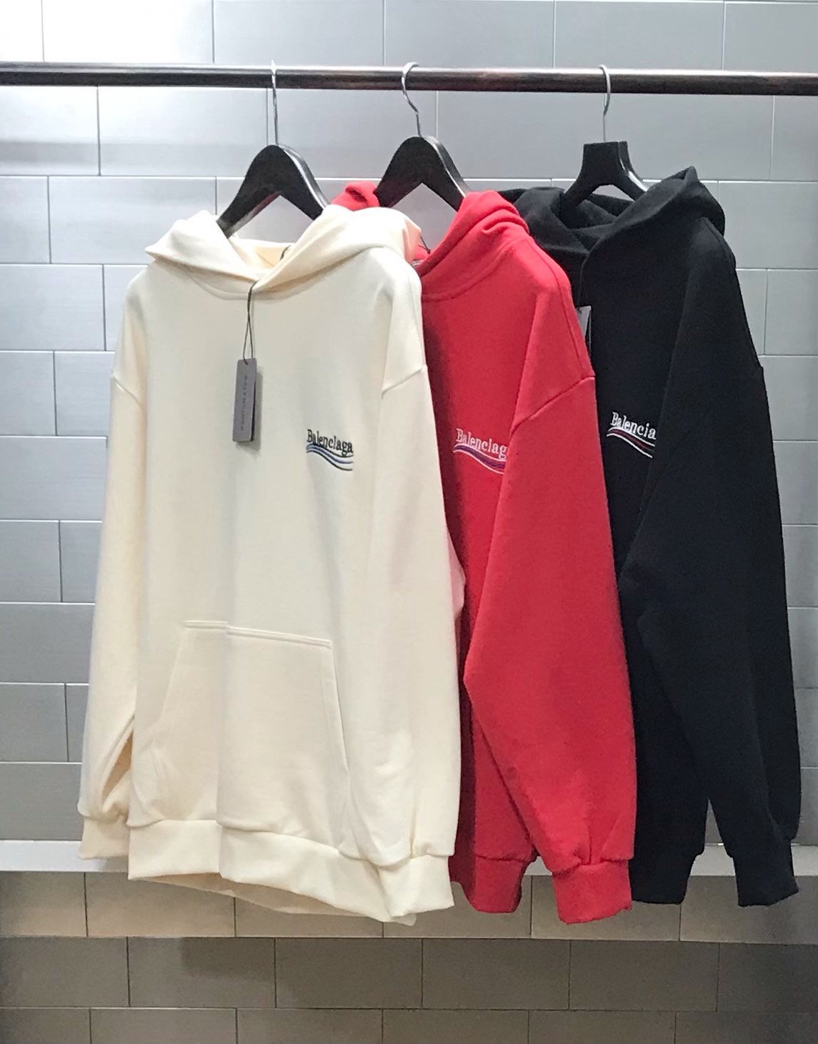 BALENCIAGA 발렌시아가 웨이브자수 후디