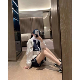 CHANEL 샤넬 반바지 바람막이 셋트