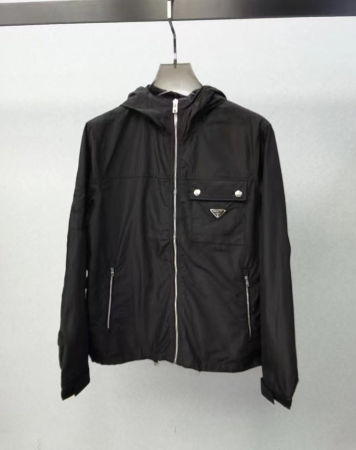 PRADA 프라다 남성 바람막이