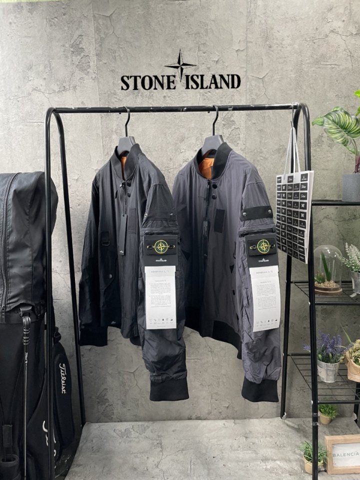 STONE ISLAND 스톤아일랜드 공유 윈드브레이커