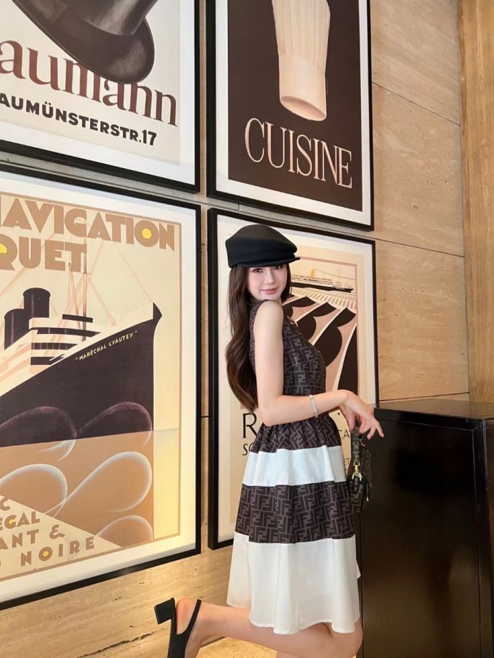 FENDI 펜디 단추 원피스