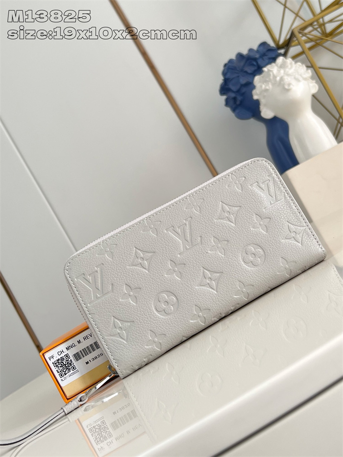 LOUIS VUITTON 루이비통 지피 장지갑 M13825