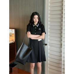 MIUMIU 미우미우 카라 기본 원피스