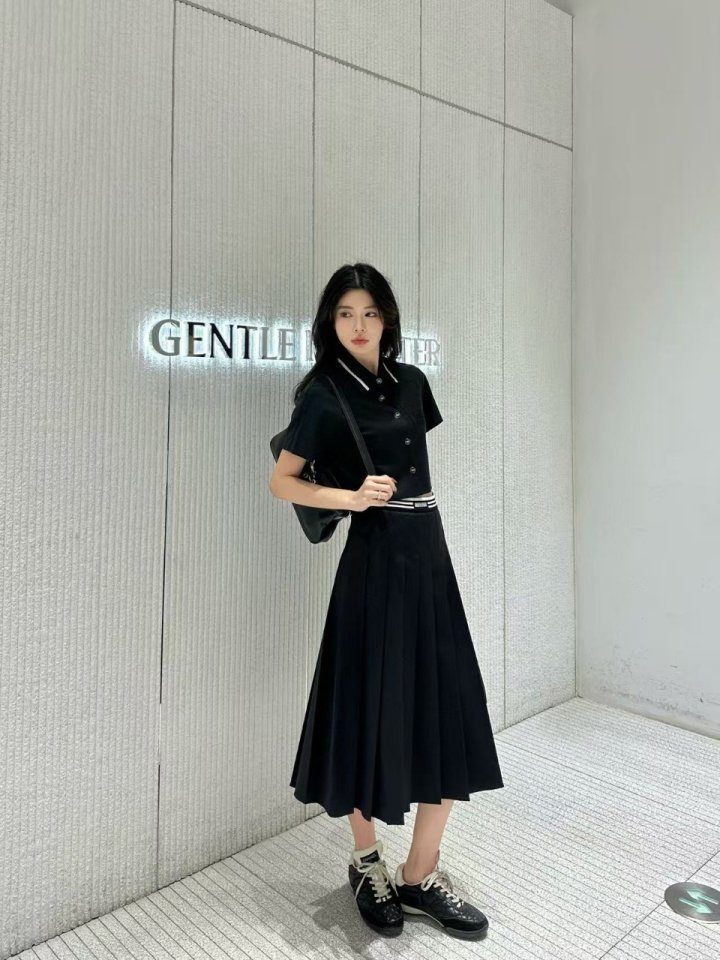 MIUMIU 미우미우 롱 치마 셋트 2COLOR