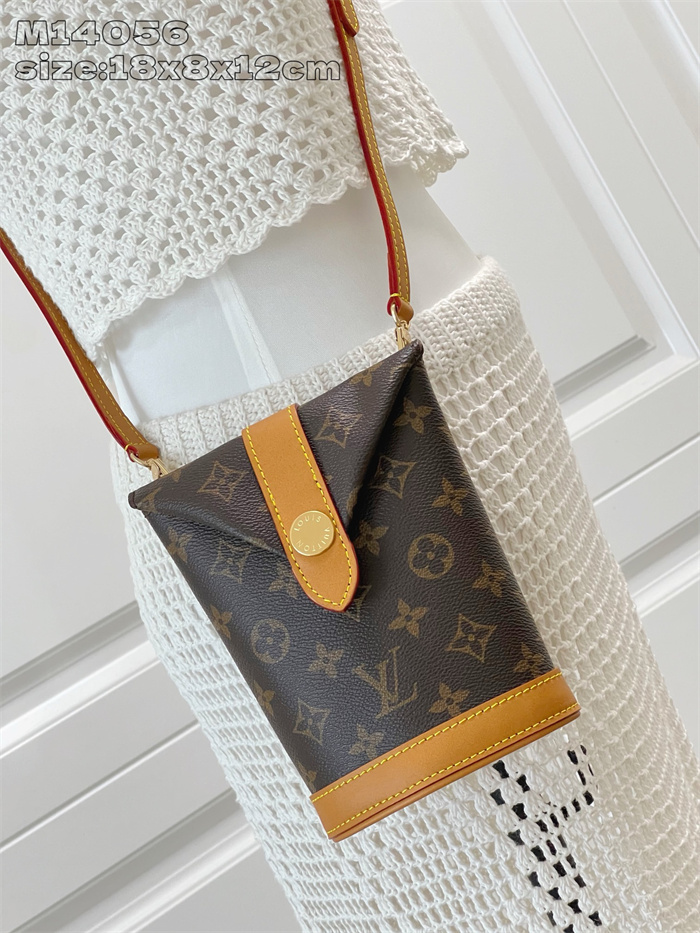 LOUIS VUITTON 루이비통 엔벨로프 파우치 크로스백 M14056