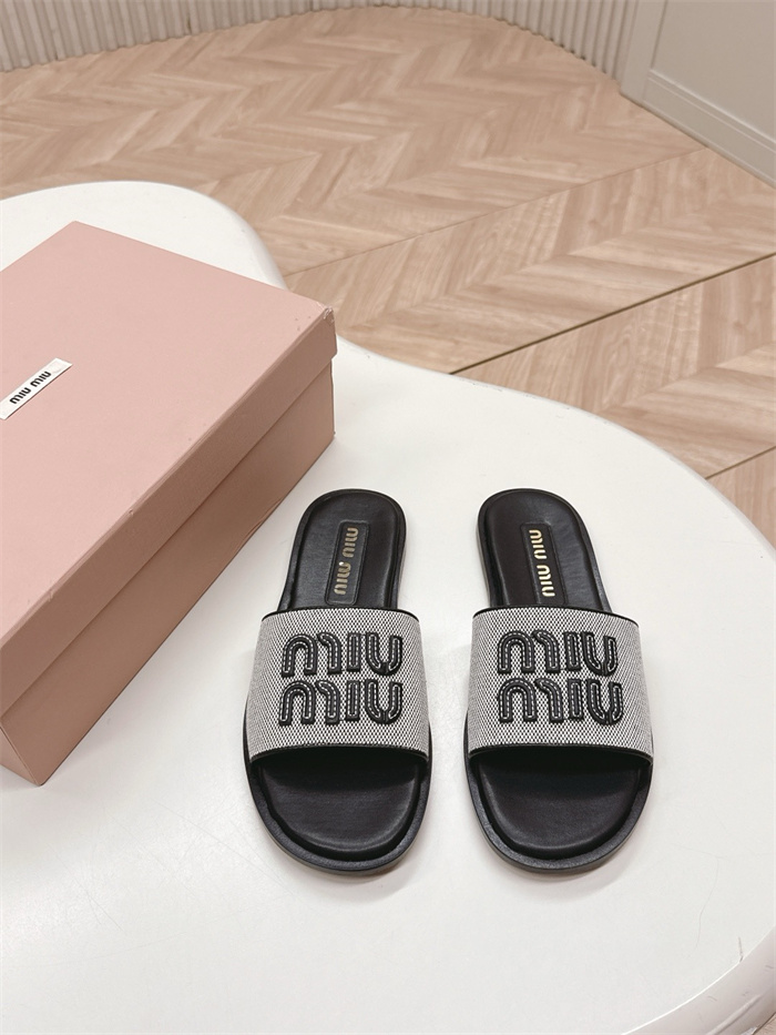 MIUMIU 미우미우 여성용 슬리퍼 M90473-1