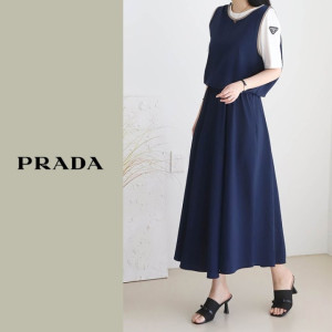 PRADA 프라다 브이이중 원피스 2COLOR