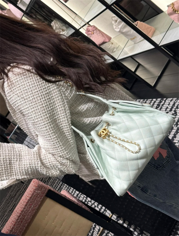 CHANEL 샤넬 버킷백 AS1051-4