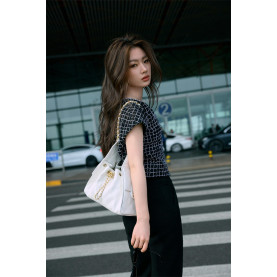 CHANEL 샤넬 버킷백 AS1051-6