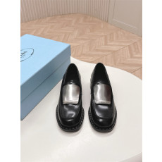 PRADA 프라다 여성용 로퍼 P56523 2COLOR