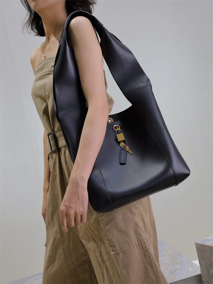 SAINT LAURENT 생로랑 탠저 레더 호보백 773686