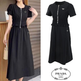 PRADA 프라다 트라이앵글 리나일론 스커트 셋업