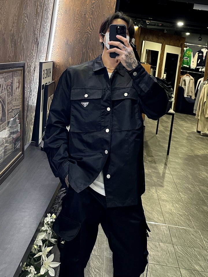 PRADA 프라다 리나일론 입체 포켓 셔츠 자켓