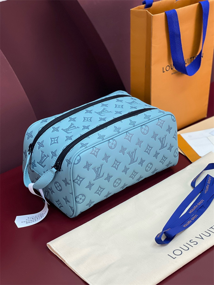 LOUIS VUITTON 루이비통 파우치백 M82576