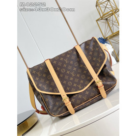 LOUIS VUITTON 루이비통 쏘뮈르 모노그램 토트백 GM M42252