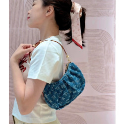 LOUIS VUITTON 루이비통 포쉐트 밸리 M13571