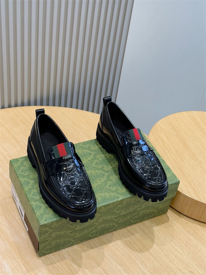 GUCCI 구찌 남성용 로퍼 G45439-2