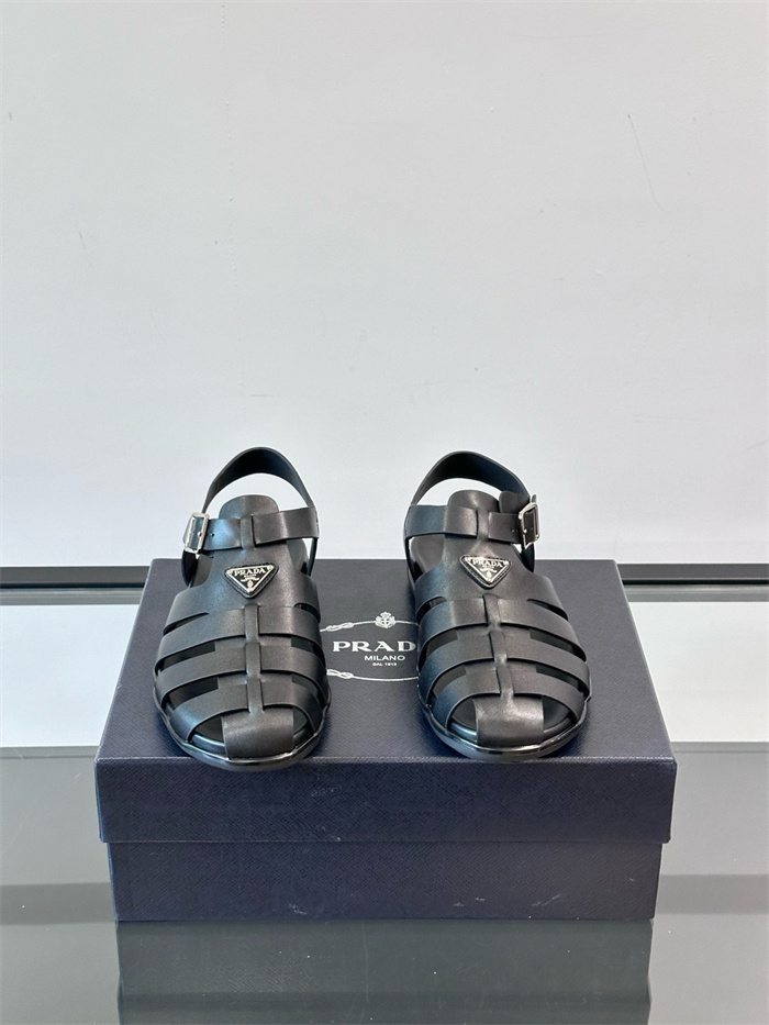 PRADA 프라다 남성용 샌들 P65290