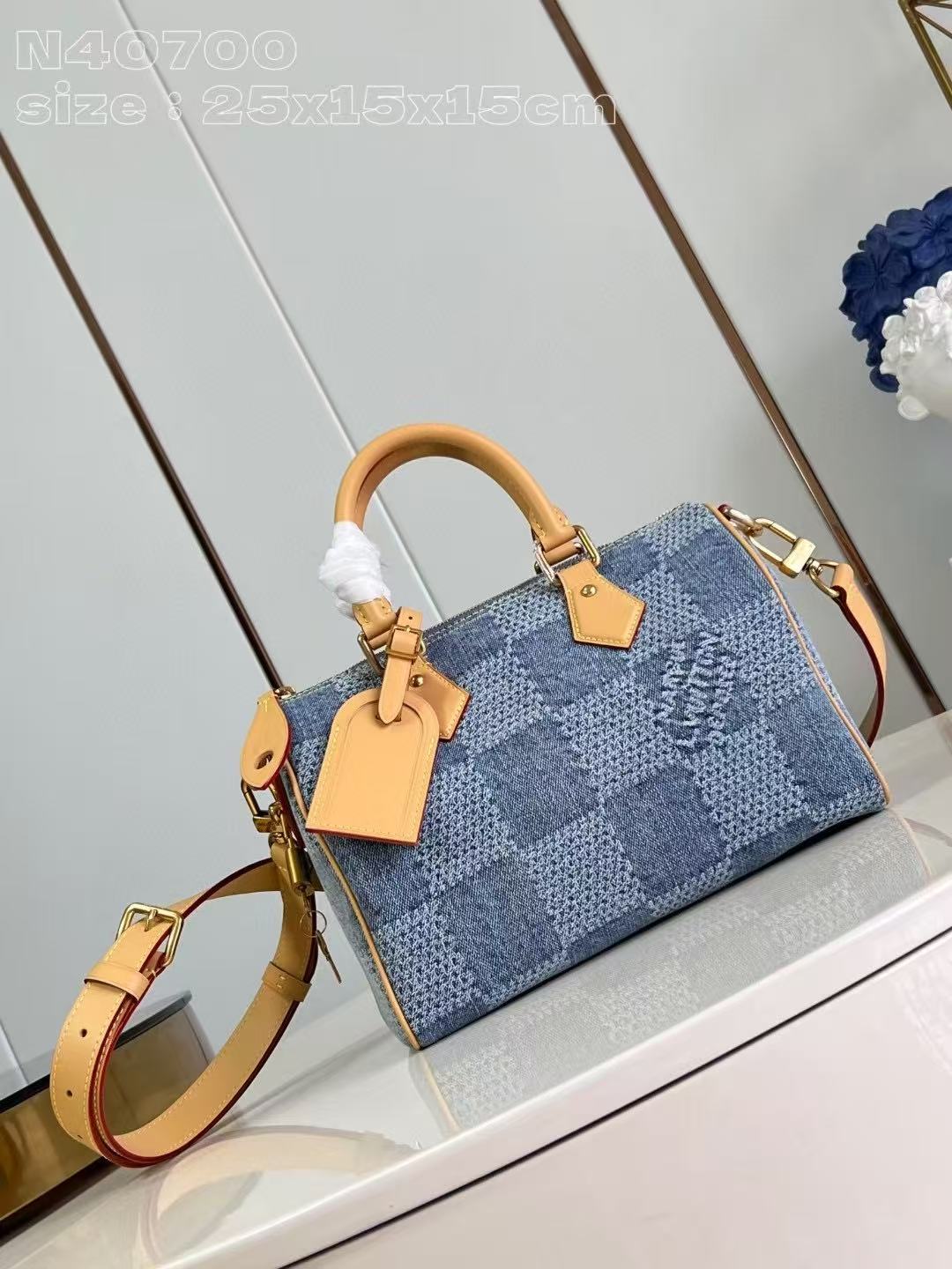 LOUIS VUITTON 루이비통 스피디 반둘리에 25 데님