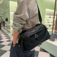 PRADA 프라다 리나일론 라지 숄더백 1BD391