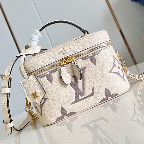 LOUIS VUITTON 루이비통 베니티 PM M45608