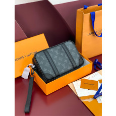 LOUIS VUITTON 루이비통 피엘부티크 포쉐트 카사이 클러치백 M82076