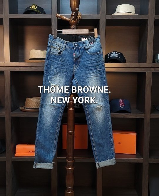 THOM BROWNE 톰브라운 리미티드 라벨 뉴 가죽패치라인