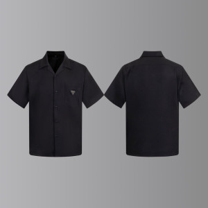 PRADA 프라다 메탈 플레이트 오픈 카라 쇼트 슬리브 셔츠