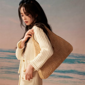 CELINE 셀린느 트라이앵글 카바스 숄더백 119772