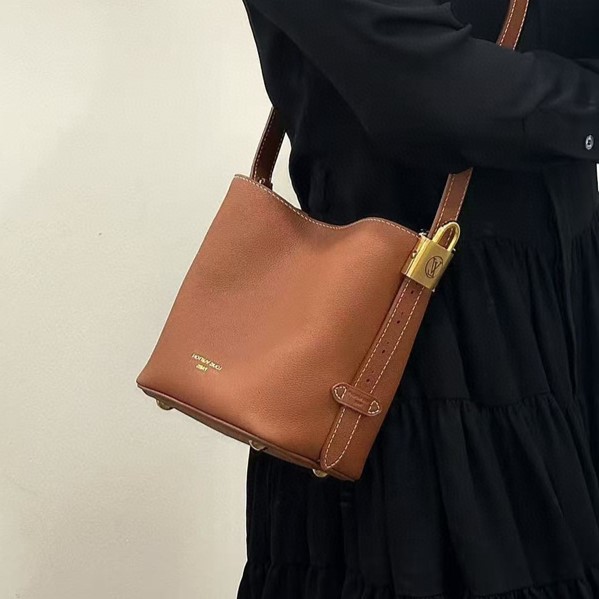 LOUIS VUITTON 루이비통 로우 키 올 인 BB M25543