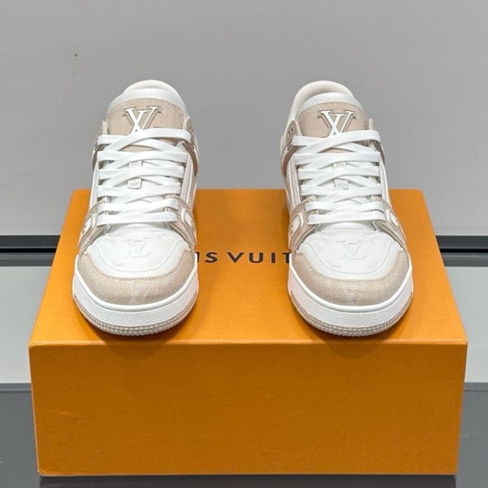 LOUIS VUITTON 루이비통 남여공용 스니커즈 L93331 2COLOR