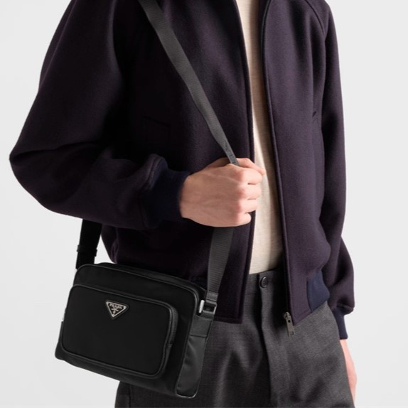 PRADA 프라다 리나일론 사피아노 스몰 숄더백 2VH190