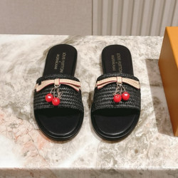 LOUIS VUITTON 루이비통 여성용 슬리퍼 L68851 2COLOR