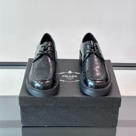 PRADA 프라다 남성용 로퍼 P47634