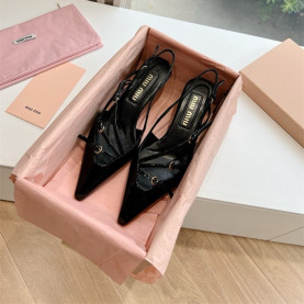 MIUMIU 미우미우 여성용 샌들 (굽높이3CM) M17858 2COLOR