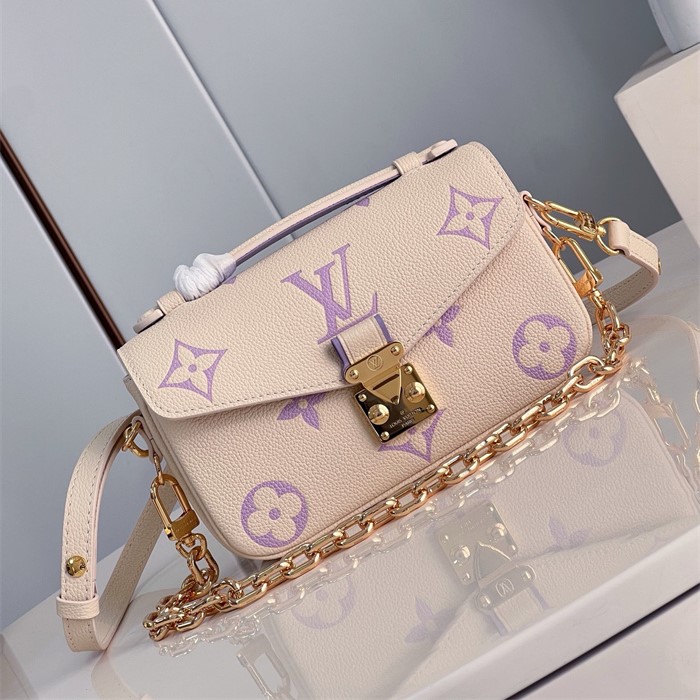 LOUIS VUITTON 루이비통 포쉐트 메티스 이스트 웨스트 M46595