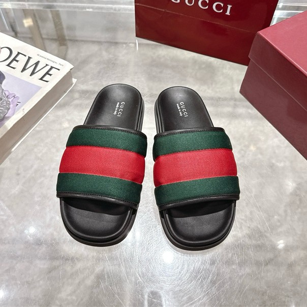 GUCCI 구찌 남여공용 슬리퍼 G72378