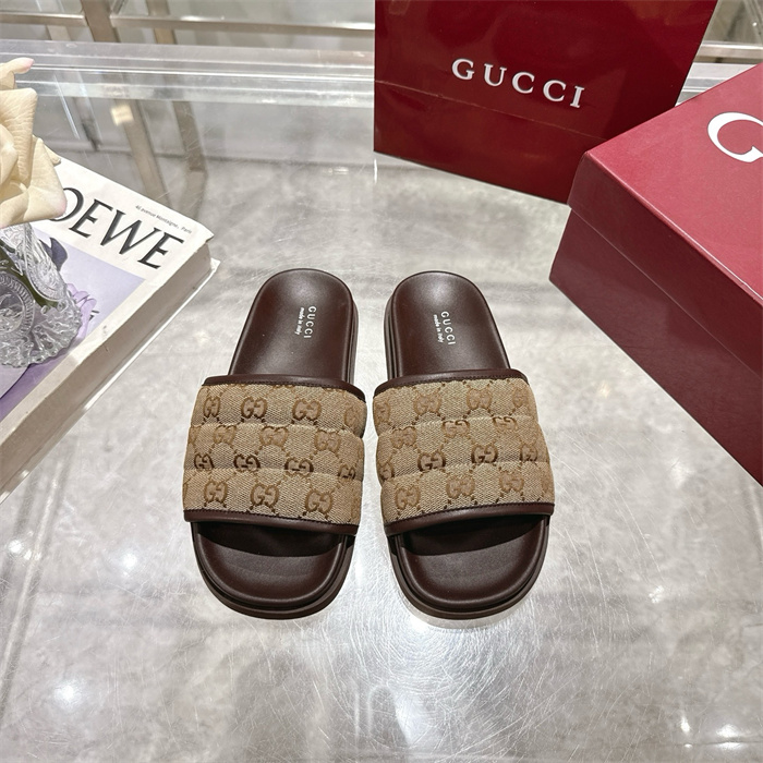 GUCCI 구찌 남여공용 슬리퍼 G72378
