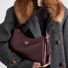 PRADA 프라다 에이미 미디움 숄더백 1BC228