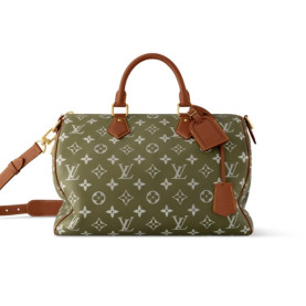 LOUIS VUITTON 루이비통 스피디 P9 반둘리에 40 M15244