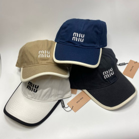 MIUMIU 미우미우 해리 볼캡