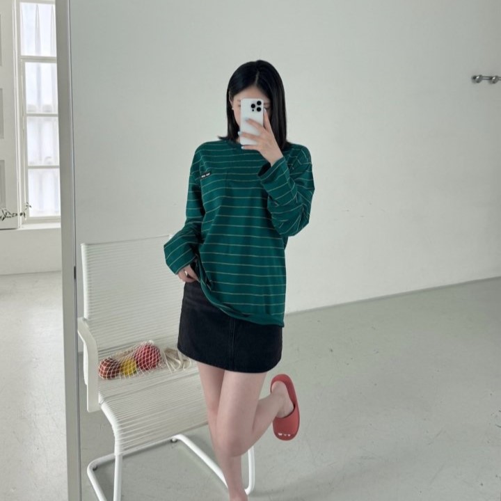 MIUMIU 미우미우 여성 스트라이프 롱 슬리브 2COLOR