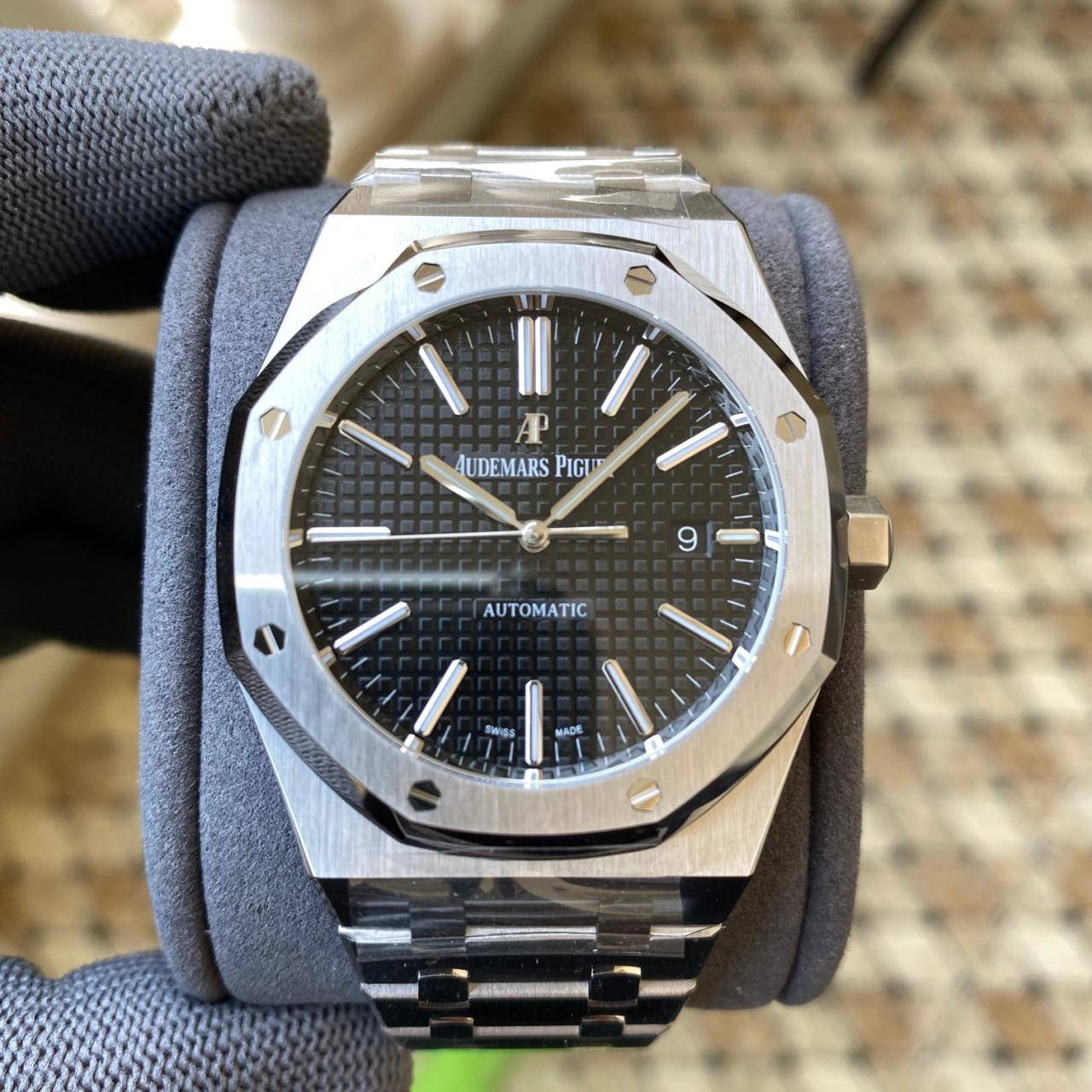 AUDEMARS PIGUET 오데마피게 로얄오크 블랙 텍스처 다이얼 SS 브레이슬릿 41mm V3 15400ST