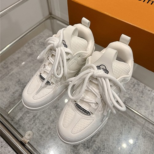 LOUIS VUITTON 루이비통 남여공용 스니커즈 L94340 2COLOR