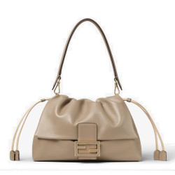 FENDI 펜디 맘마 바게트 숄더 백