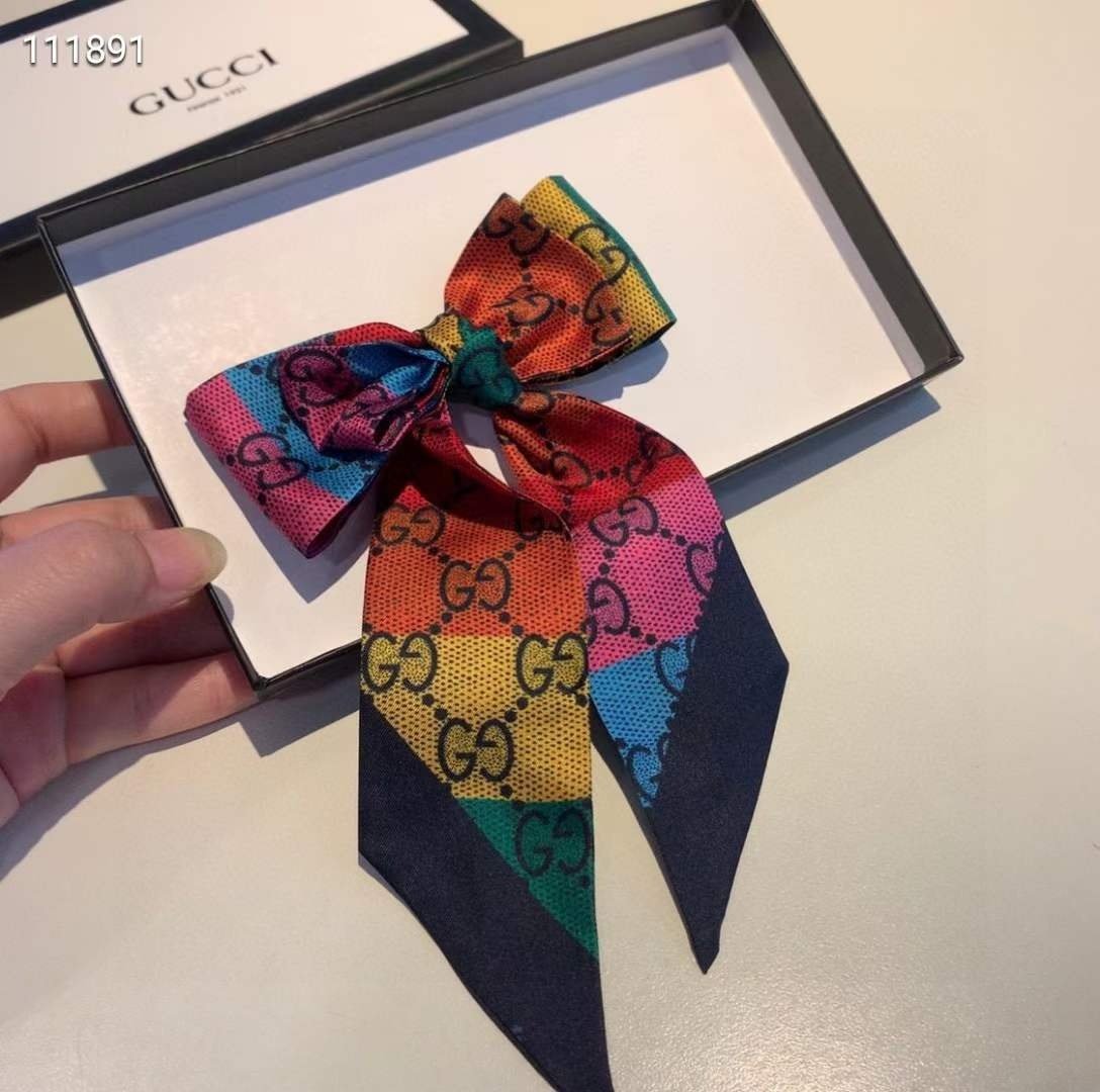 GUCCI 구찌 GG 멀티배색 실크 방도