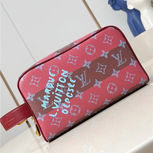 LOUIS VUITTON 루이비통 락커 돕 키트 파우치백 M26903